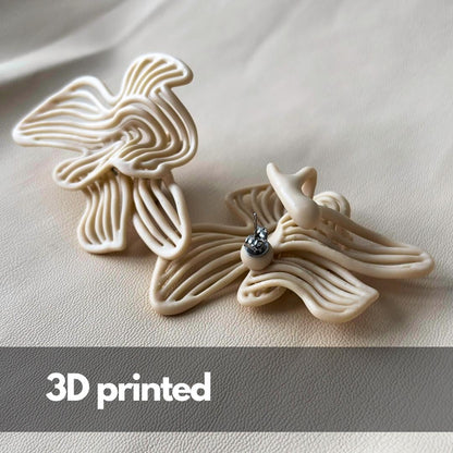 Rear view of comfortable butterfly closure and nickel-free stainless steel hardware